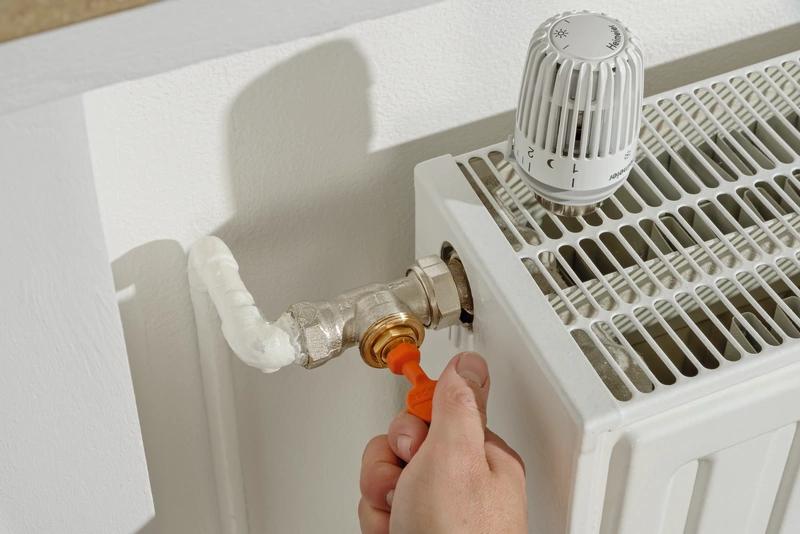 Eclipse automatic balancing valves